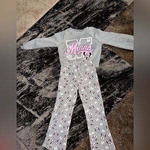 Minnie Mouse Grey Set with Pink Accents